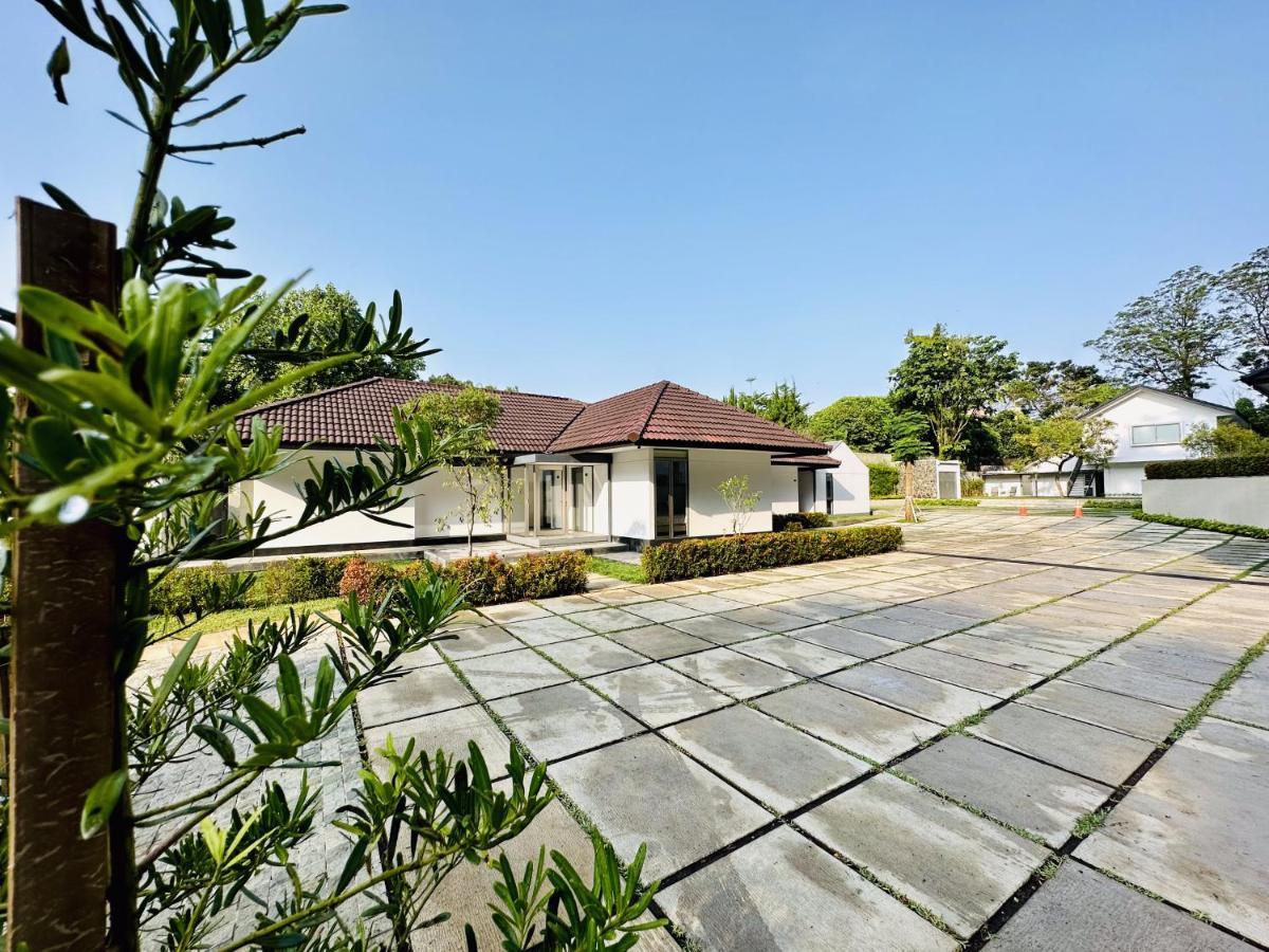 Bungalow Homes Bandung Exterior foto